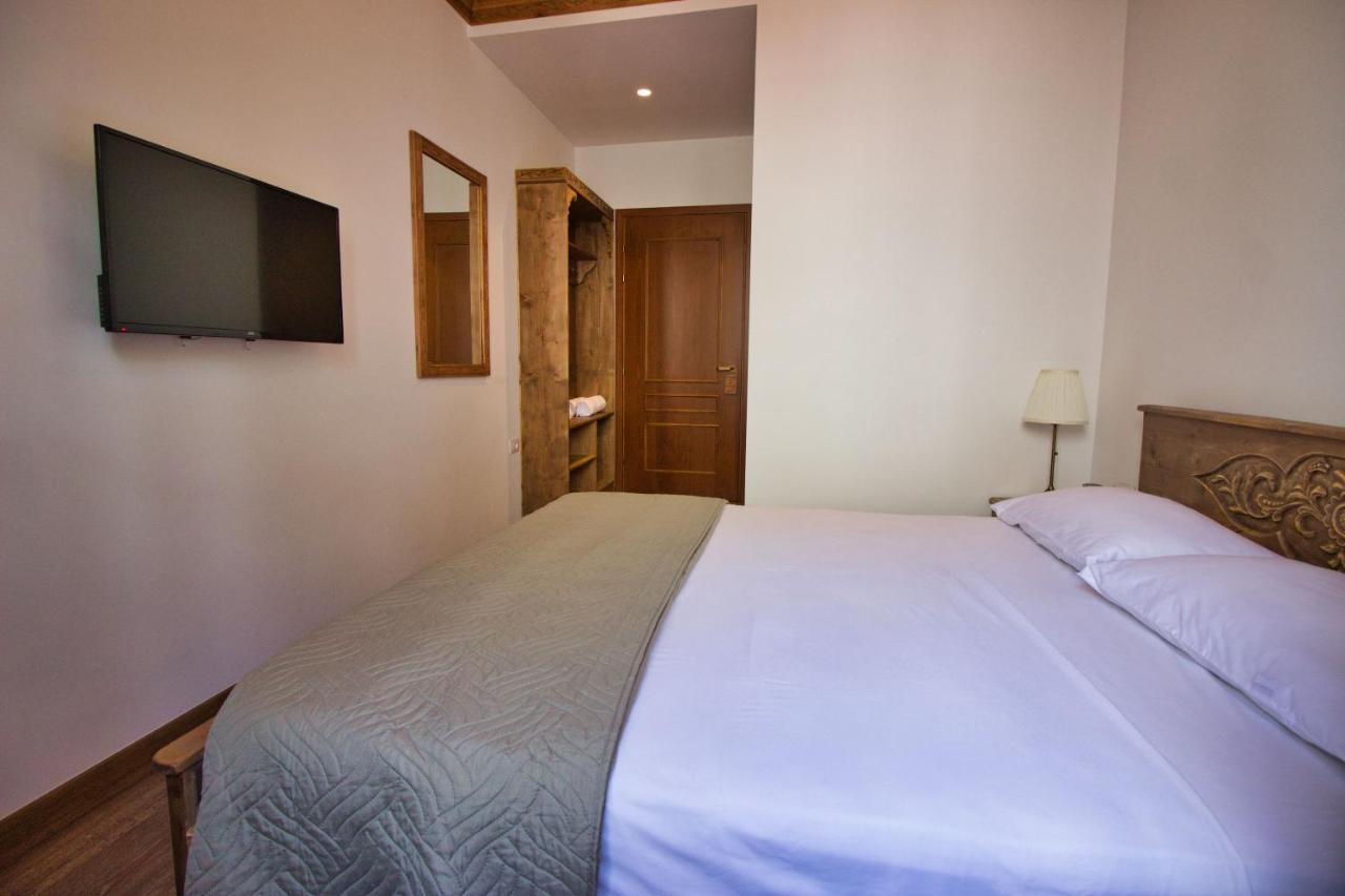 4 Rooms Gjirokastra מראה חיצוני תמונה