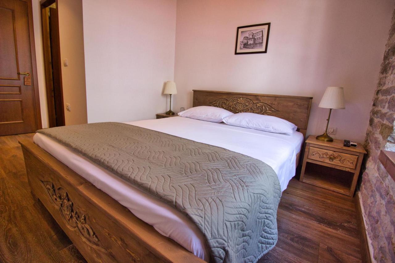 4 Rooms Gjirokastra מראה חיצוני תמונה