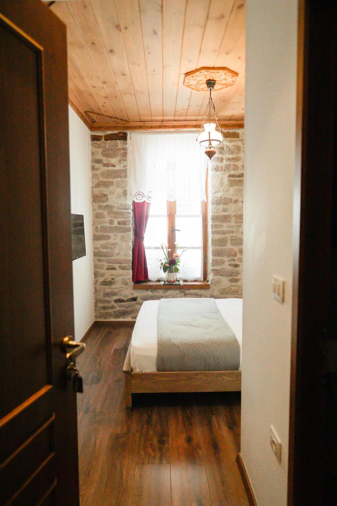 4 Rooms Gjirokastra מראה חיצוני תמונה