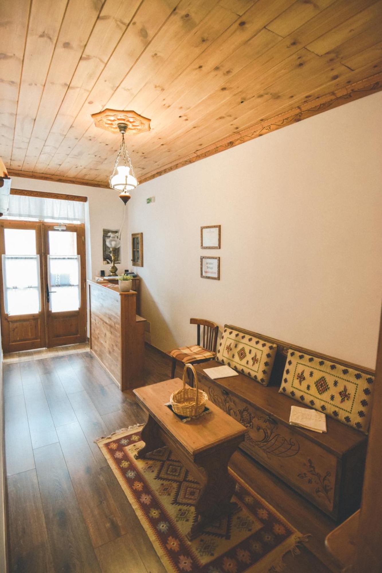 4 Rooms Gjirokastra מראה חיצוני תמונה